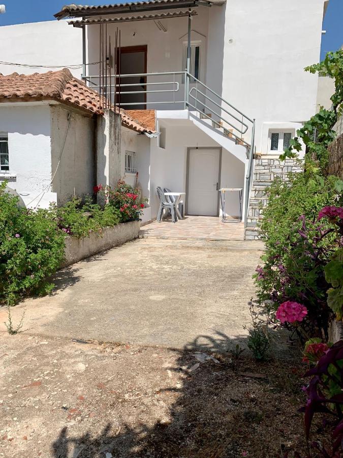 Vaso Apts Saranda