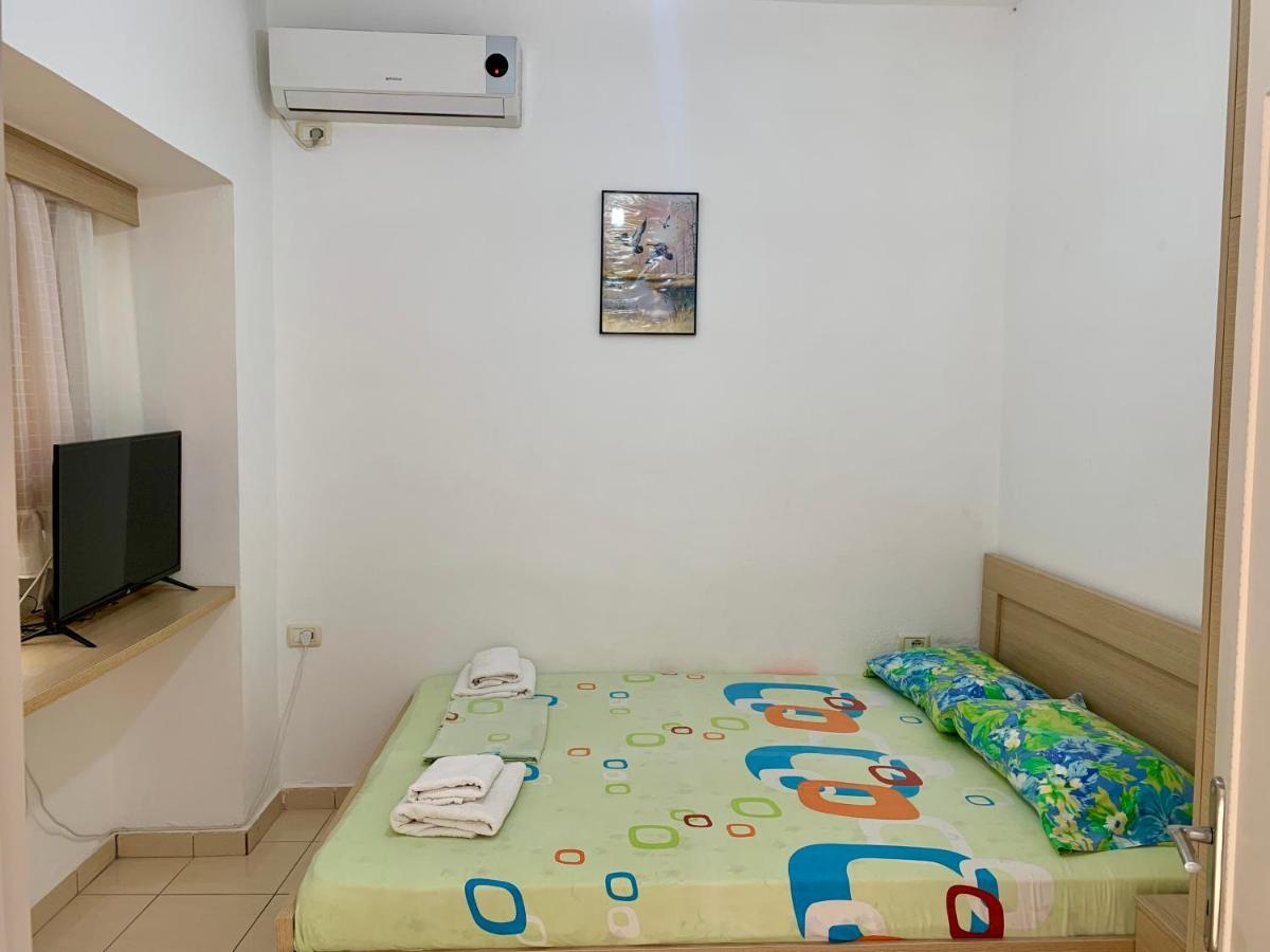 Vaso Apts Saranda